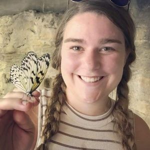 Meet your Posher, Olivia